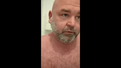 W online show from April 15, 11:39 am