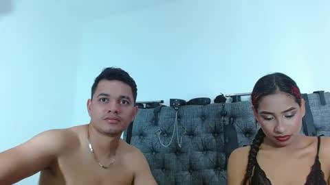 Snapshot of crisandmery chatting on February 27, 3:37 pm CRISANDMERY online show from February 27, 3:37 pm