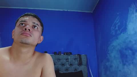 Snapshot of crisandmery chatting on September 12, 4:34 am CRISANDMERY online show from September 12, 4:34 am