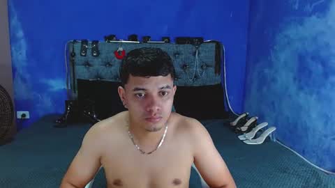 Snapshot of crisandmery chatting on September 15, 5:07 am CRISANDMERY online show from September 15, 5:07 am