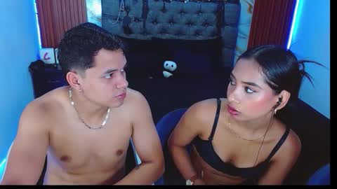 Snapshot of crisandmery chatting on November 27, 4:20 pm CRISANDMERY online show from November 27, 4:20 pm