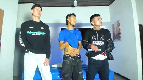 crismens online show from October 18, 6:52 pm