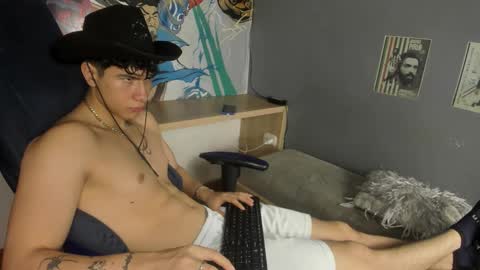 Cris online show from February 4, 3:45 am