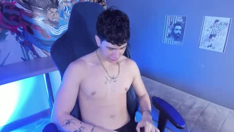 Cris online show from March 3, 2:39 am