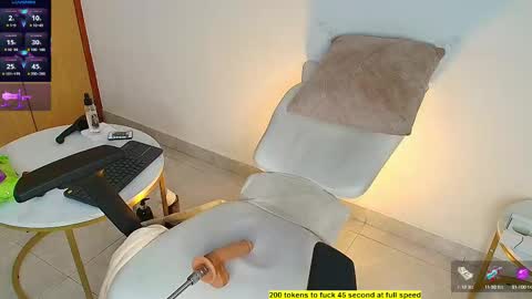  Criss Evans  online show from September 20, 3:57 pm