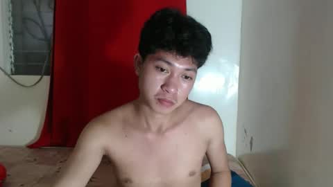 Snapshot of cristal1xox chatting on November 12, 8:04 am cristal1xox online show from November 12, 8:04 am