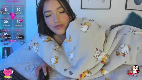 Snapshot of cristal__hot_1 chatting on February 16, 10:10 am Cristal online show from February 16, 10:10 am