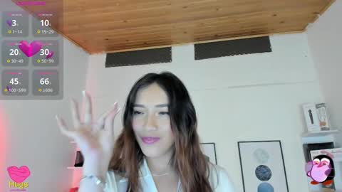 Snapshot of cristal__hot_1 chatting on March 2, 9:10 am Cristal online show from March 2, 9:10 am