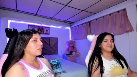 Snapshot of cristal_smith20 chatting on April 24, 2:36 am cristal_smith20 online show from April 24, 2:36 am
