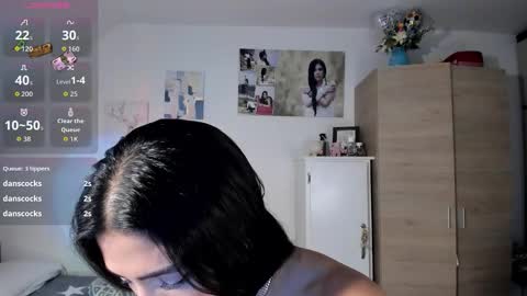 cristal online show from October 22, 2:17 pm