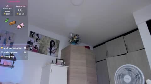 cristal online show from November 8, 3:12 pm