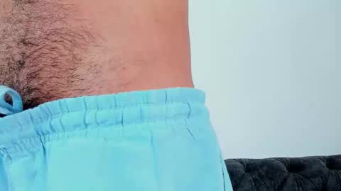 Snapshot of cristian_suarezz_ chatting on October 3, 10:40 pm cristian_suarezz_ online show from October 3, 10:40 pm