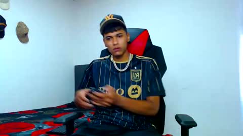 cristian online show from April 18, 3:16 pm