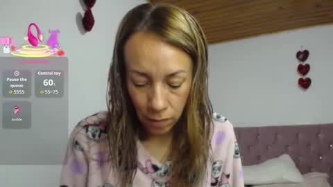 Snapshot of cristin_doll chatting on October 5, 2:59 pm cristina online show from October 5, 2:59 pm