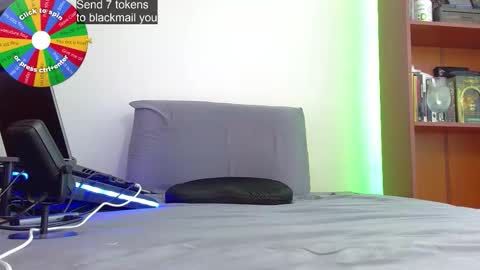 Tell me God  independent model show your respect at all times online show from November 18, 6:56 pm