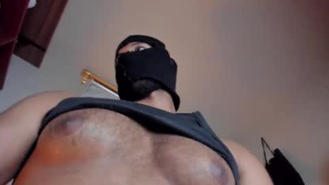 Criston online show from October 18, 5:32 am