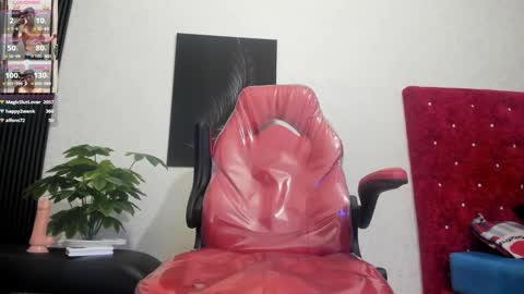 cristopher23  online show from February 12, 10:59 pm