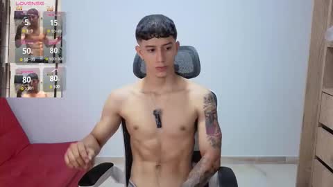 cristopher23  online show from September 21, 12:56 am