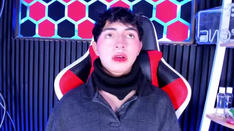 Cristopher  online show from April 13, 8:58 pm