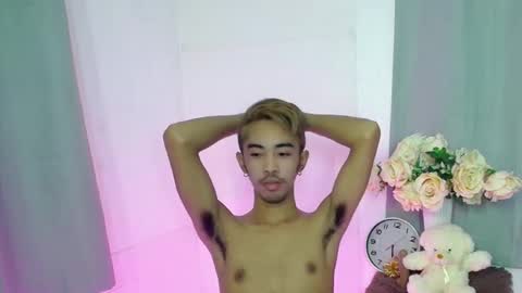 crocodale online show from October 27, 1:59 pm