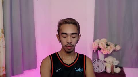 crocodale online show from October 30, 2:07 pm