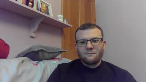 Snapshot of cropper4fun chatting on November 8, 3:45 pm Cropper online show from November 8, 3:45 pm