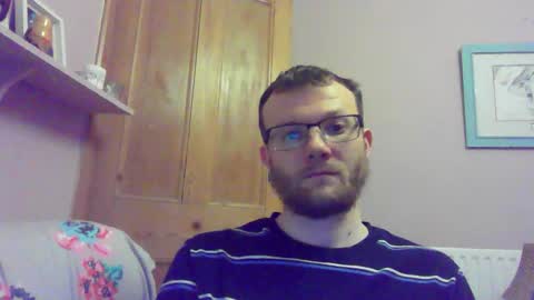 Snapshot of cropper4fun chatting on November 27, 9:28 pm Cropper online show from November 27, 9:28 pm