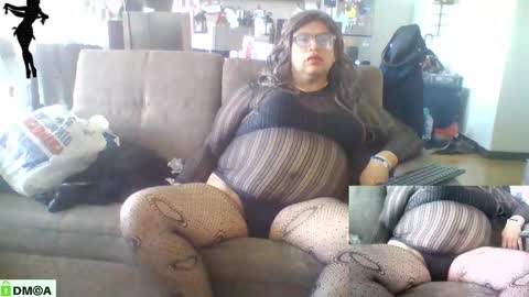 Snapshot of crossdresser64 chatting on December 3, 4:16 pm Linda Cross online show from December 3, 4:16 pm