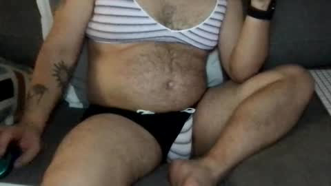 Snapshot of crossdressercrowe chatting on February 13, 2:56 am Insta theramonacrowecd online show from February 13, 2:56 am