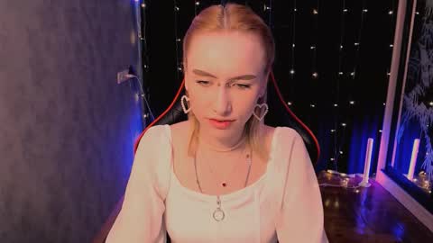 Snapshot of crybambi chatting on February 23, 7:50 am crybambi online show from February 23, 7:50 am