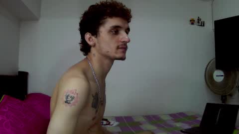 Snapshot of crystal5358 chatting on February 21, 5:56 am crystal5358 online show from February 21, 5:56 am