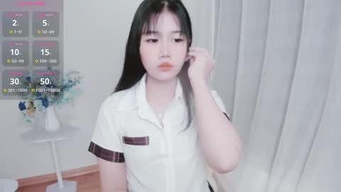 Snapshot of crystal_lea chatting on October 7, 1:47 am crystal_lea online show from October 7, 1:47 am