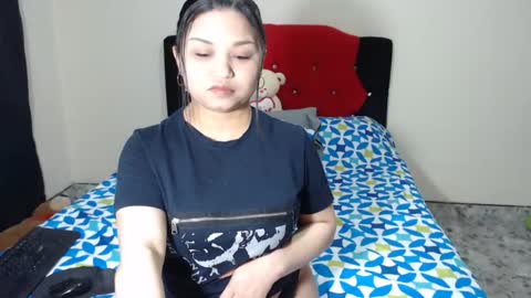 Snapshot of crystal_milkmature chatting on February 4, 11:16 pm   Crystal  Milf online show from February 4, 11:16 pm