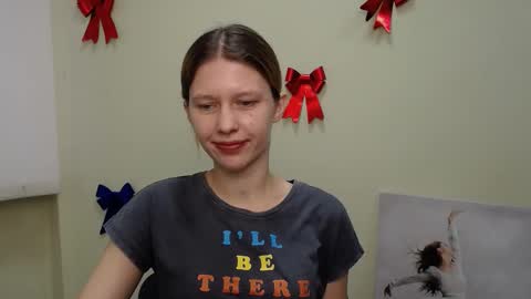 Stella online show from February 7, 1:22 pm