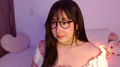 Olivia  online show from January 11, 12:04 am