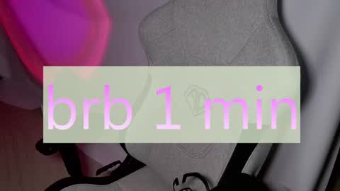 Snapshot of crystallkris chatting on January 10, 1:32 am Kristina online show from January 10, 1:32 am