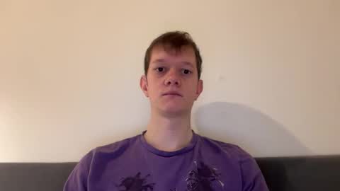 Snapshot of cube93 chatting on October 14, 7:42 am cube93 online show from October 14, 7:42 am