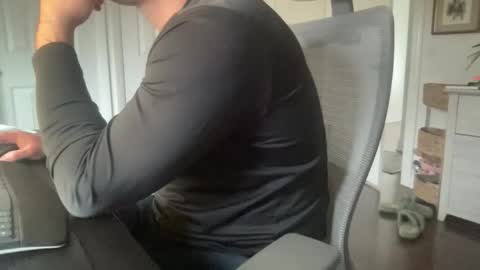 cuckgriff23 online show from April 2, 3:31 pm