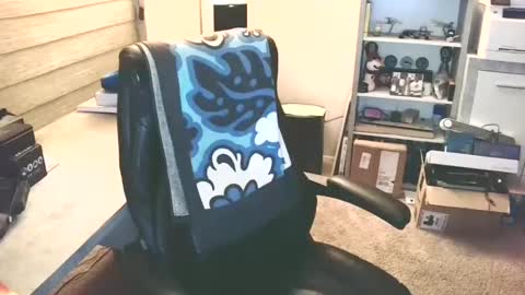 Yup... kinda old but Stop in and say hello online show from October 19, 4:02 am