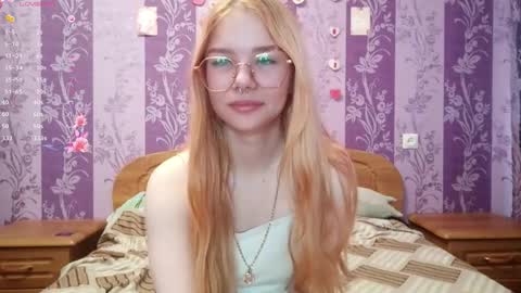 Sia online show from November 13, 7:18 am