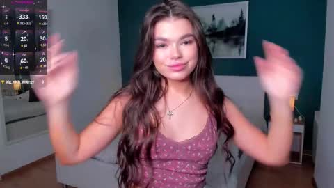 Snapshot of cuddles_jane chatting on November 21, 8:02 am Silvia online show from November 21, 8:02 am