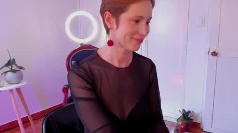 Leonela online show from December 12, 9:26 pm