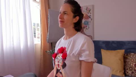 Leonela online show from March 23, 2:43 pm