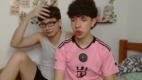 cuddly_and_jinx online show from March 4, 7:31 pm