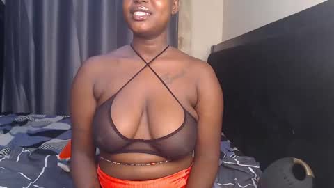 Snapshot of cum_central chatting on February 13, 2:56 am cum_central online show from February 13, 2:56 am