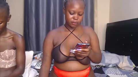 Snapshot of cum_central chatting on February 17, 6:26 pm cum_central online show from February 17, 6:26 pm