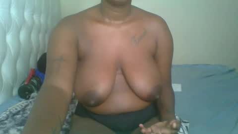 Snapshot of cum_central chatting on February 24, 1:13 am cum_central online show from February 24, 1:13 am