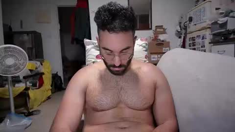 Snapshot of cuman15 chatting on December 1, 12:15 am Cuman online show from December 1, 12:15 am