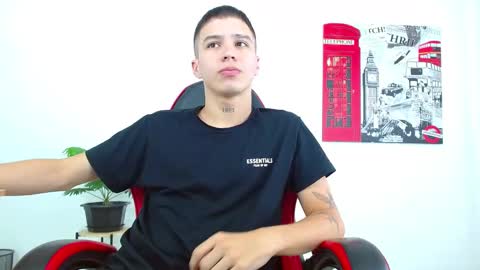 cumandres online show from October 14, 1:56 pm