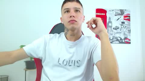 cumandres online show from December 22, 1:52 pm